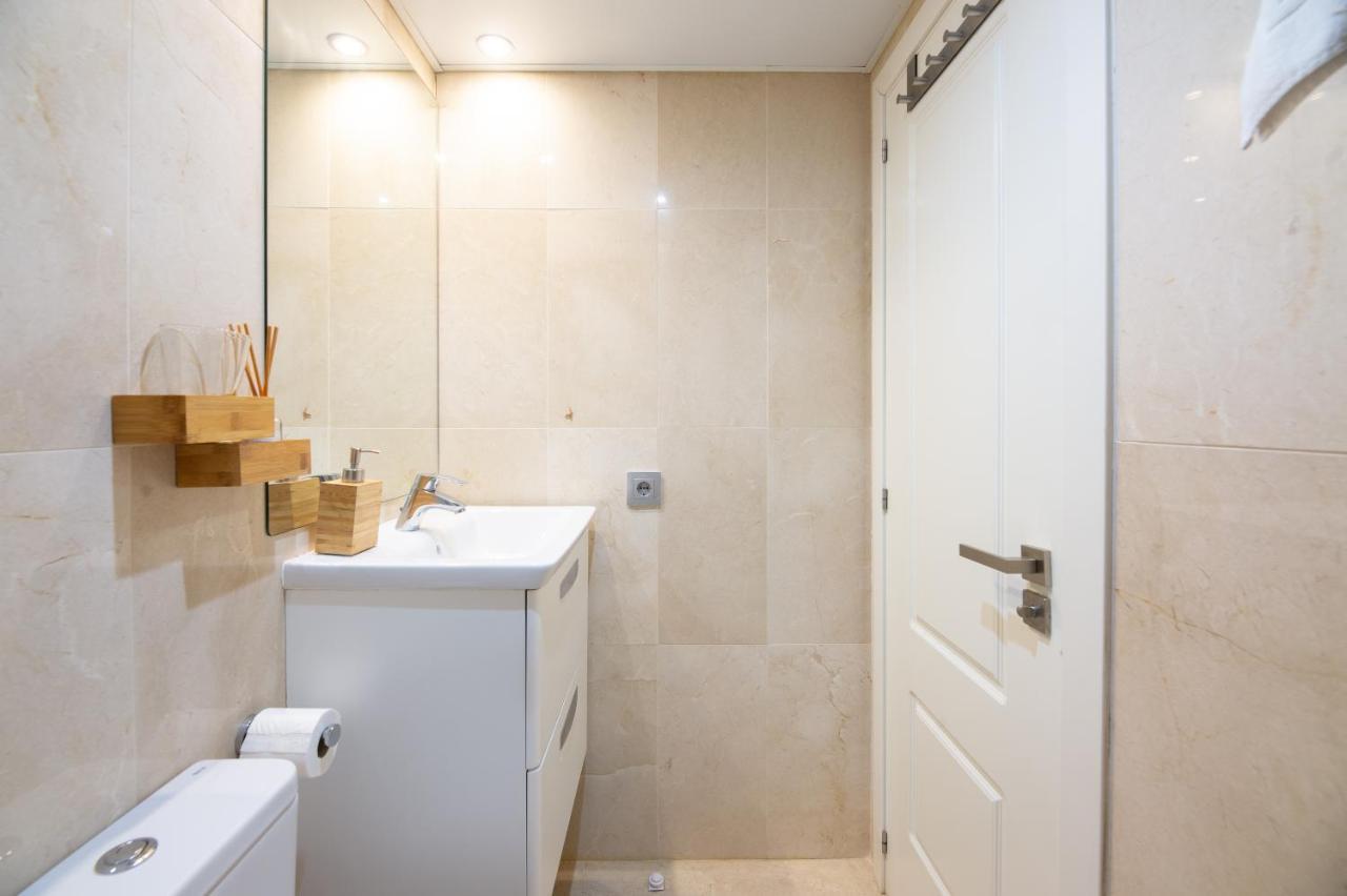 Modern Apartment Next To The Beach, Pets Friendly Benalmádena Extérieur photo